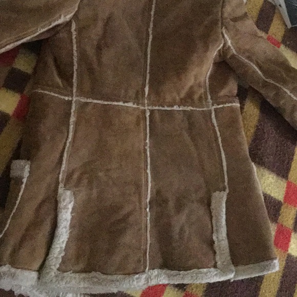 Vintage Shearling Jacket - Picture 2 of 8